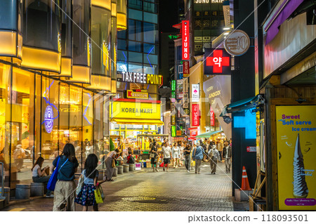 韓國首爾明洞夜景 韓國首爾明洞夜景 118093501