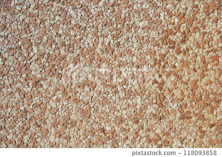 Pebbledash wall 118093858