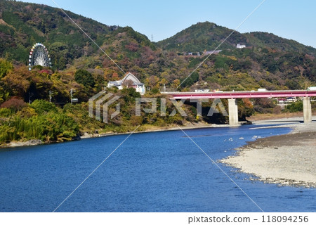 Fuji City: Fuji River, Tomei Expressway Fujikawa Bridge and the Ferris wheel at Fujikawa Service Area 118094256