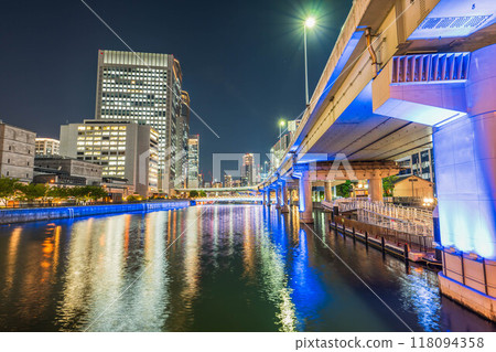 Night view around Nakanoshima Night view around Nakanoshima 118094358