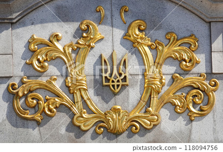 Kiev, Ukraine July 20, 2020: Monument dedicated to the independence of Ukraine. The monument is located in the center of Kiev on Independence Square 118094756