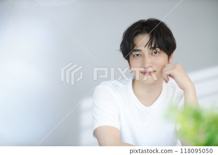 Beauty for men in their 20s Beauty for men in their 20s 118095050
