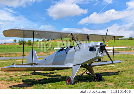 airplane, aircraft, plane 118101406