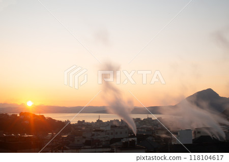 Beppu hot spring steam, Beppu Bay and the morning sun Beppu hot spring steam, Beppu Bay and the morning sun 118104617