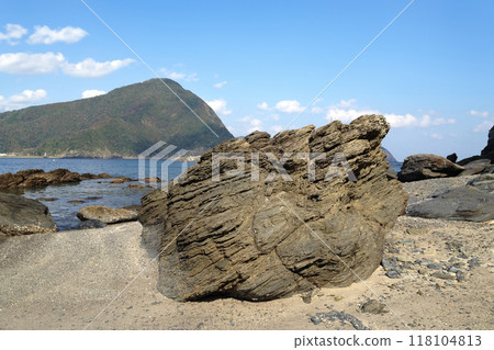  Yagata Island 118104813