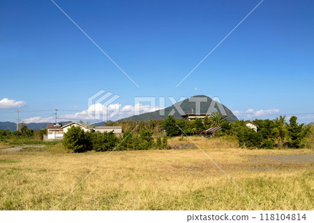 從屋形島看到的釜江星平山 從屋形島看到的釜江星平山 118104814