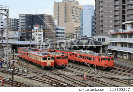 後島綜合車輛倉庫岡山柴油車分店 後島綜合車輛倉庫岡山柴油車分店 118105207