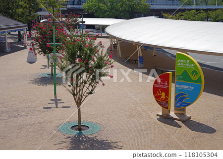 Nagashima Resort "West Gate" ticket booth area 118105304