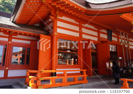 Kumano Nachi Taisha 118107700