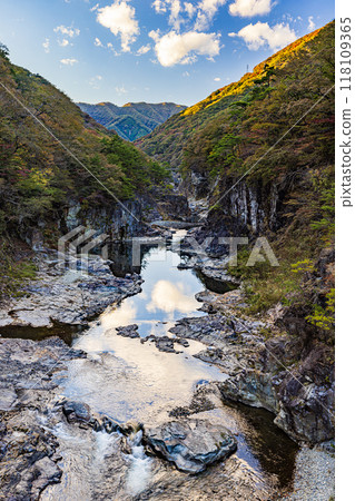 栃木縣鬼怒川龍王峽風景 118109365