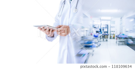 Medical Doctor concepts and hospitals patients health services 118109634