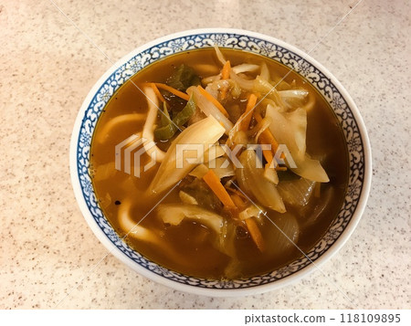 Curry udon Curry udon 118109895