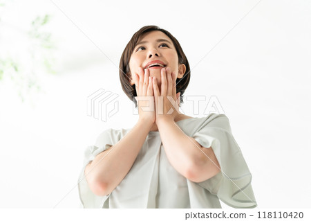 中間女性面部護理 118110420