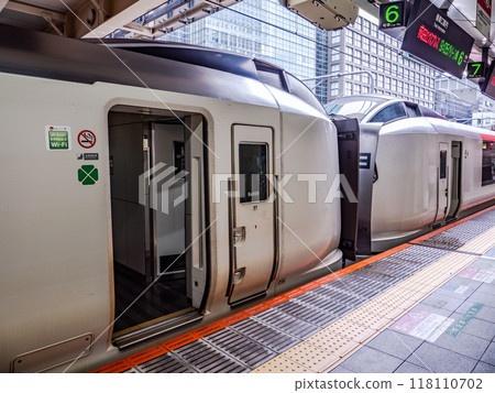 成田特快(N'EX)E259系列頭車之間的連接部分 成田特快(N'EX)E259系列頭車之間的連接部分 118110702