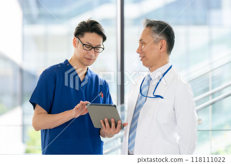 White coat medical hospital doctor White coat medical hospital doctor 118111022