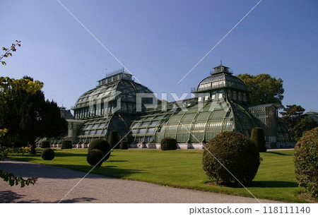 復古玻璃溫室 118111140