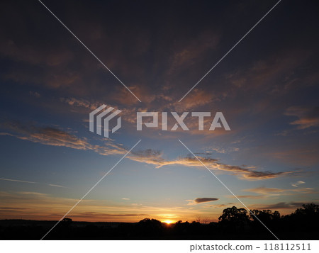 Sunrise over an abandoned ranch in Australia, Victoria Sunrise over an abandoned ranch in Australia, Victoria 118112511