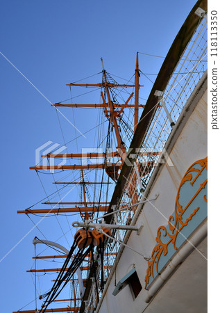 Blue sky and Meiji Maru 118113350