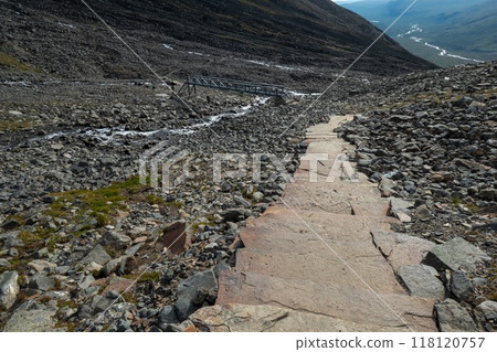 Western footpath from Kebnekaise mountain station towards Kebnekaise peak, Lapland, Sweden. 118120757