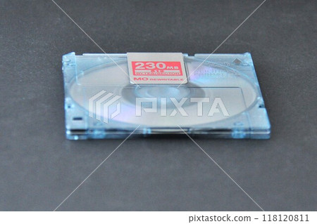 MO disk 118120811