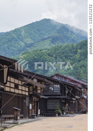 日本：長野縣鹽尻市奈良井宿、宿間町、中山道街景 118121232