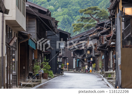 日本：長野縣鹽尻市奈良井宿、宿間町、中山道街景 118122206