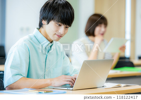 攝影合作：電波學園教育法人、東京電子學專業學校 118122417