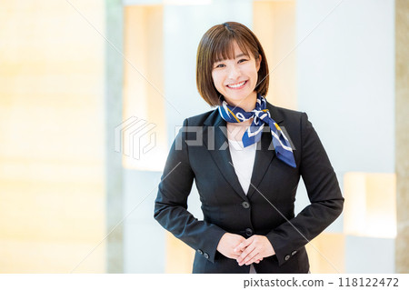 女禮賓攝影合作：電波學園教育法人東京電子專校 118122472