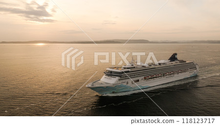 Cruise ship Norwegian Spirit voyage 118123717