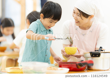 Image of parent-child restaurant 118124549