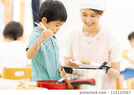 Image of parent-child restaurant Image of parent-child restaurant 118124567