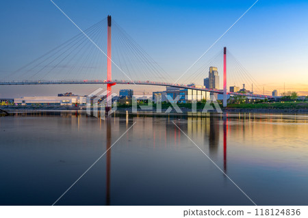 Omaha, Nebraska, USA Skyline on the Missouri River 118124836