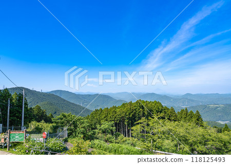 The view from the Chagusaba Terrace on Mt. Awagatake (Shizuoka Prefecture) 118125493