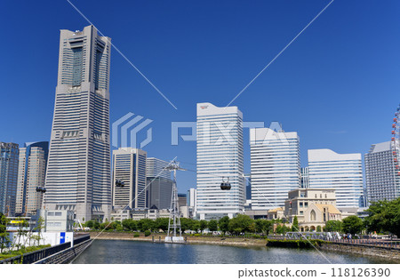 Yokohama Minato Mirai streetscape Yokohama Minato Mirai streetscape 118126390
