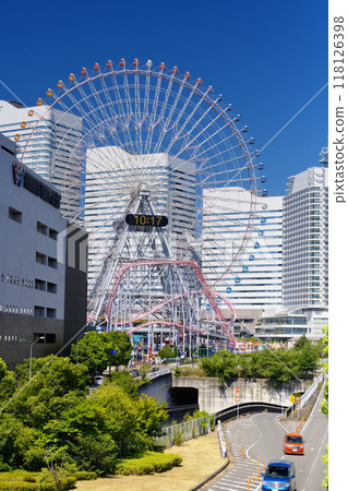 Yokohama Minato Mirai streetscape 118126398
