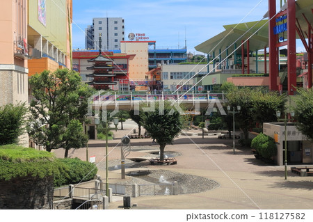In front of Ebina Station: Ebina City's tourism symbol monument [Seven-story Pagoda] 118127582