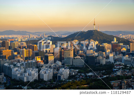 韓國首爾城市景觀,夜景 韓國首爾城市景觀,夜景 118129487