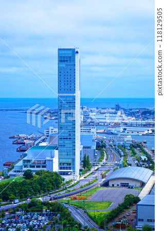 從 Media Ship 觀景台看到 Toki Messe 和 Befco Bakauke 觀景室 118129505