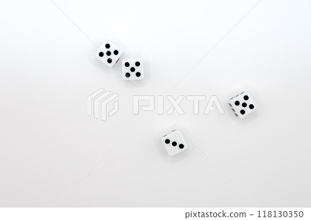 Dice roll out 118130350