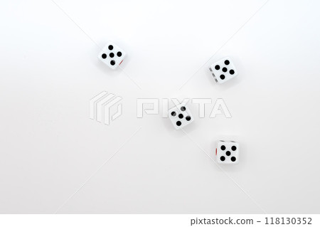 Dice roll out 118130352