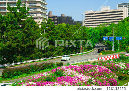 [大阪府] 5月：與家人一起搭乘穿越新禦堂筋的大阪單軌電車遊覽大阪 118132253
