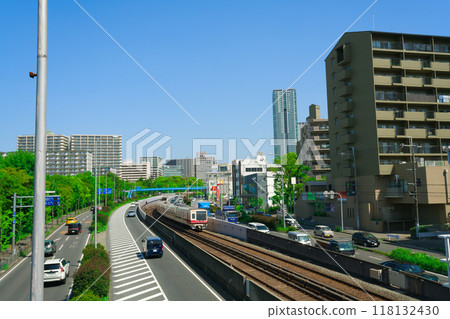 [Osaka Prefecture] May - Fresh greenery on the New Midosuji and Kita-Osaka Kyuko 118132430