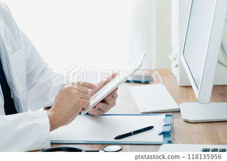 Doctors using medical digital transformation 118135956
