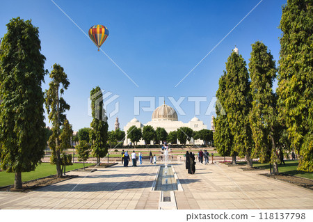 Spectacular views of the magnificent Sultan Qaboos Grand Mosque Spectacular views of the magnificent Sultan Qaboos Grand Mosque 118137798