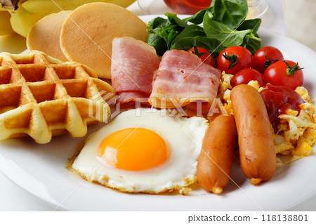 breakfast buffet 118138801