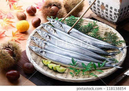 秋天的味道:北海道生秋刀魚 秋天的味道:北海道生秋刀魚 118138854