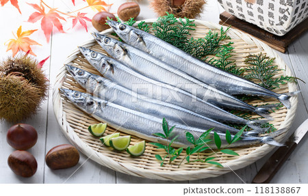 秋天的味道:北海道生秋刀魚 秋天的味道:北海道生秋刀魚 118138867