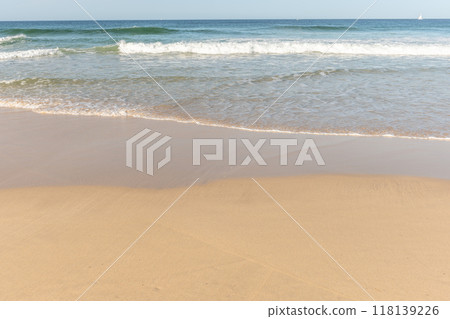 Pen Hat Beach on the Iroise Sea. Pen Hat Beach on the Iroise Sea. 118139226