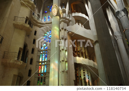 在聖家堂內 118140734