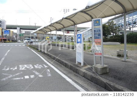 大阪南港渡輪碼頭「名門太陽渡輪」前巴士站 大阪南港渡輪碼頭「名門太陽渡輪」前巴士站 118142230